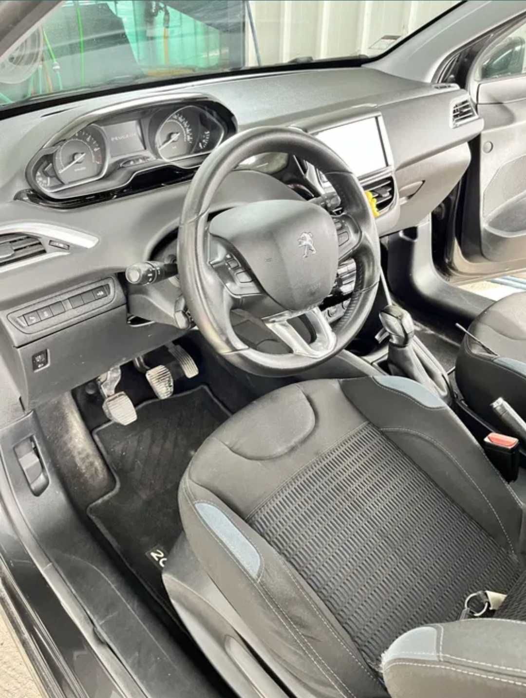 Vendo Peugeot 208