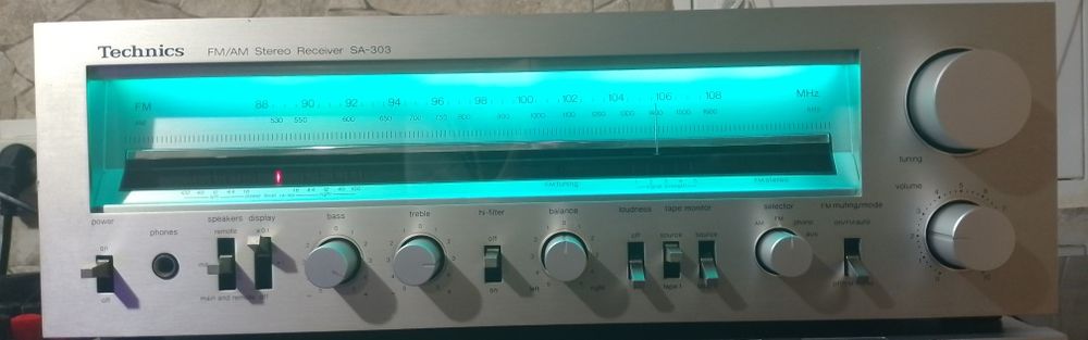 Technics SA-303 Receiver Amplificador vintage