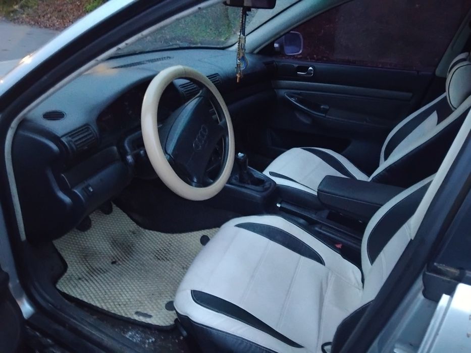 Ауди, Aydi А 4 ,газ- бензин