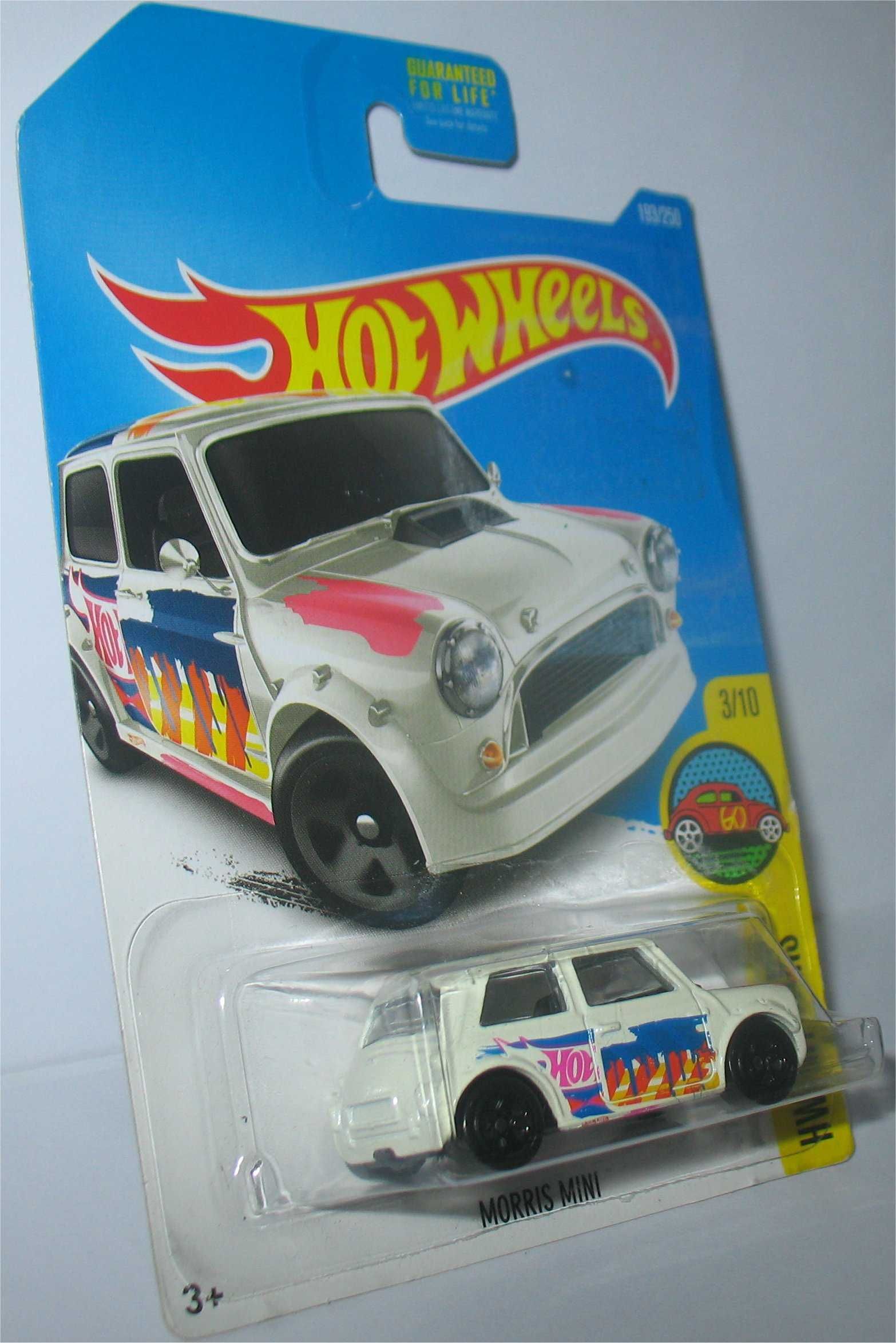 Hot Wheels - Morris Mini (branco - cartão longo - 2016)