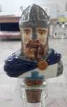 Rolhas com Figuras em Cerâmica Vidrada