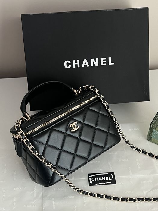 Torebka kuferek chanel czarny