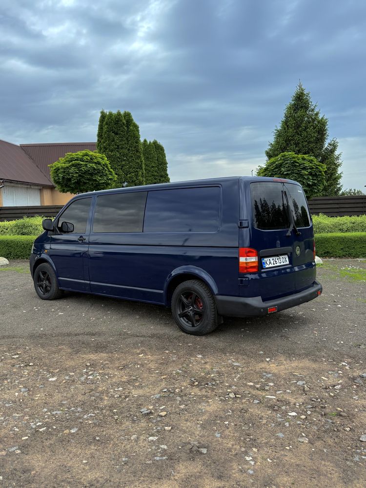 Volkswagen Transporter Multivan T5 1.9 TDI Long Maxi 8+1 пас
