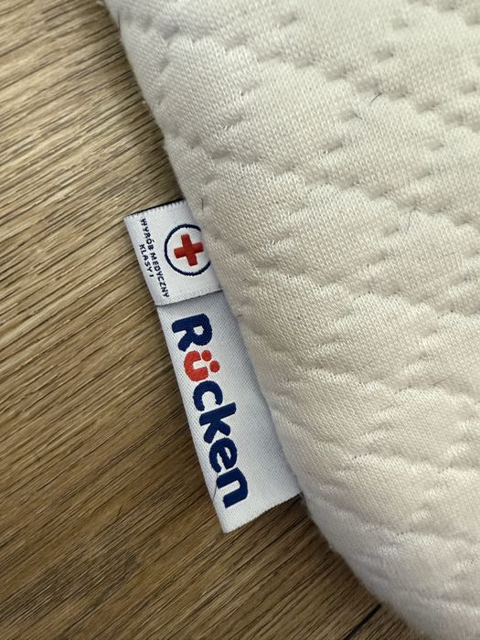 Materac rucken egg do kołyski chicco baby hug