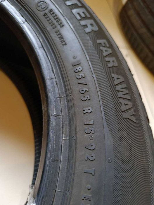 Пара шин б/у 185/65R15 92T Motrio Winter Far Away