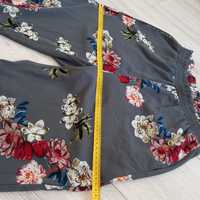 Spodnie z szerokimi nogawkami w kwiaty Cameo Rose L 40 12