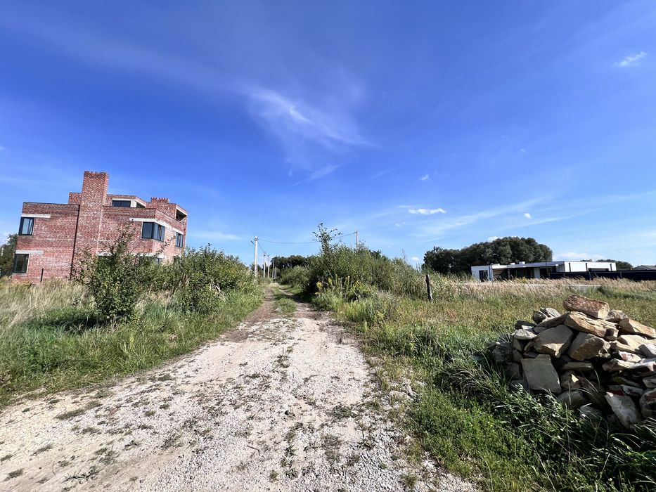 Продаж ділянки Скнилів