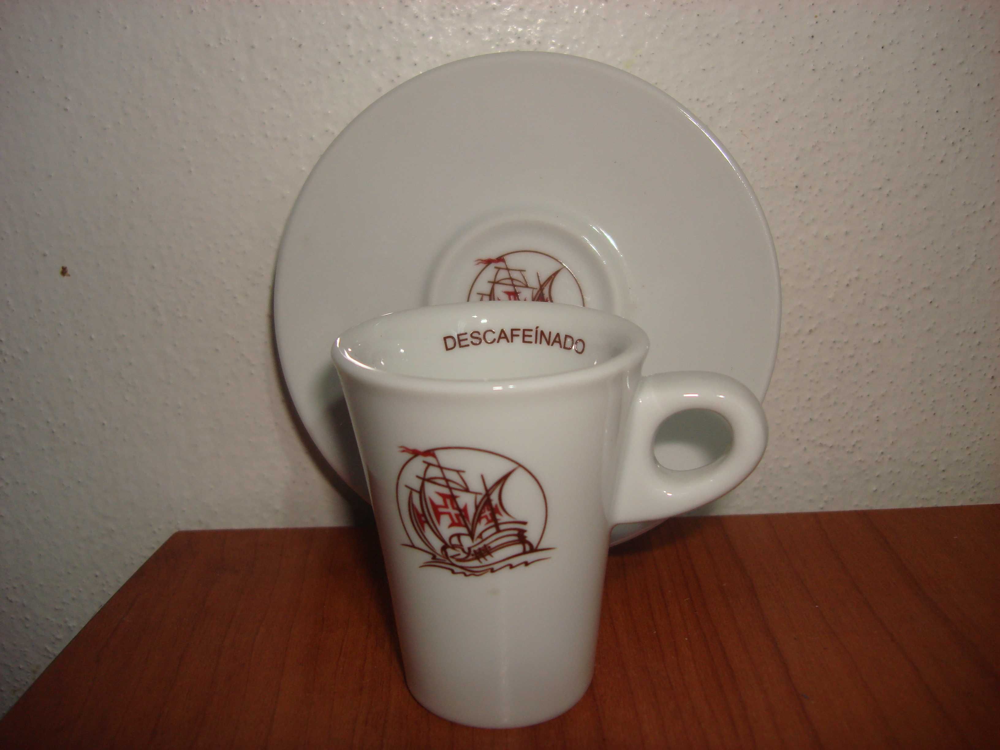 chávenas várias café caravela