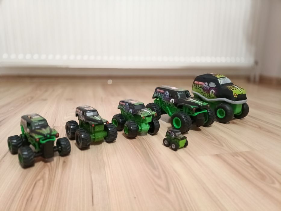 Grave Digger zestaw 11  x samochód RC