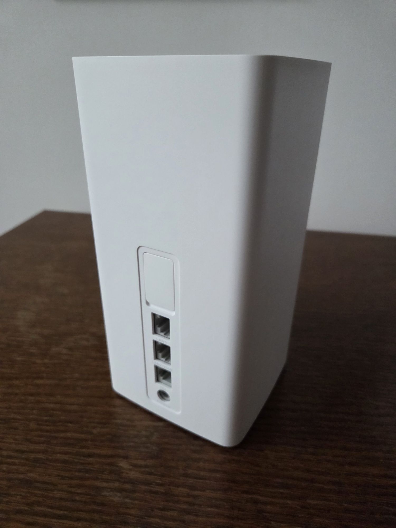 Router soyealink b628-350 gniazdo sim LTE cat.12 4G+ wifi 2.4/5ghz