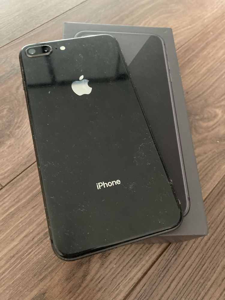 Iphone 8 Plus, 64 Гб, б/у, все працює, повний комплект