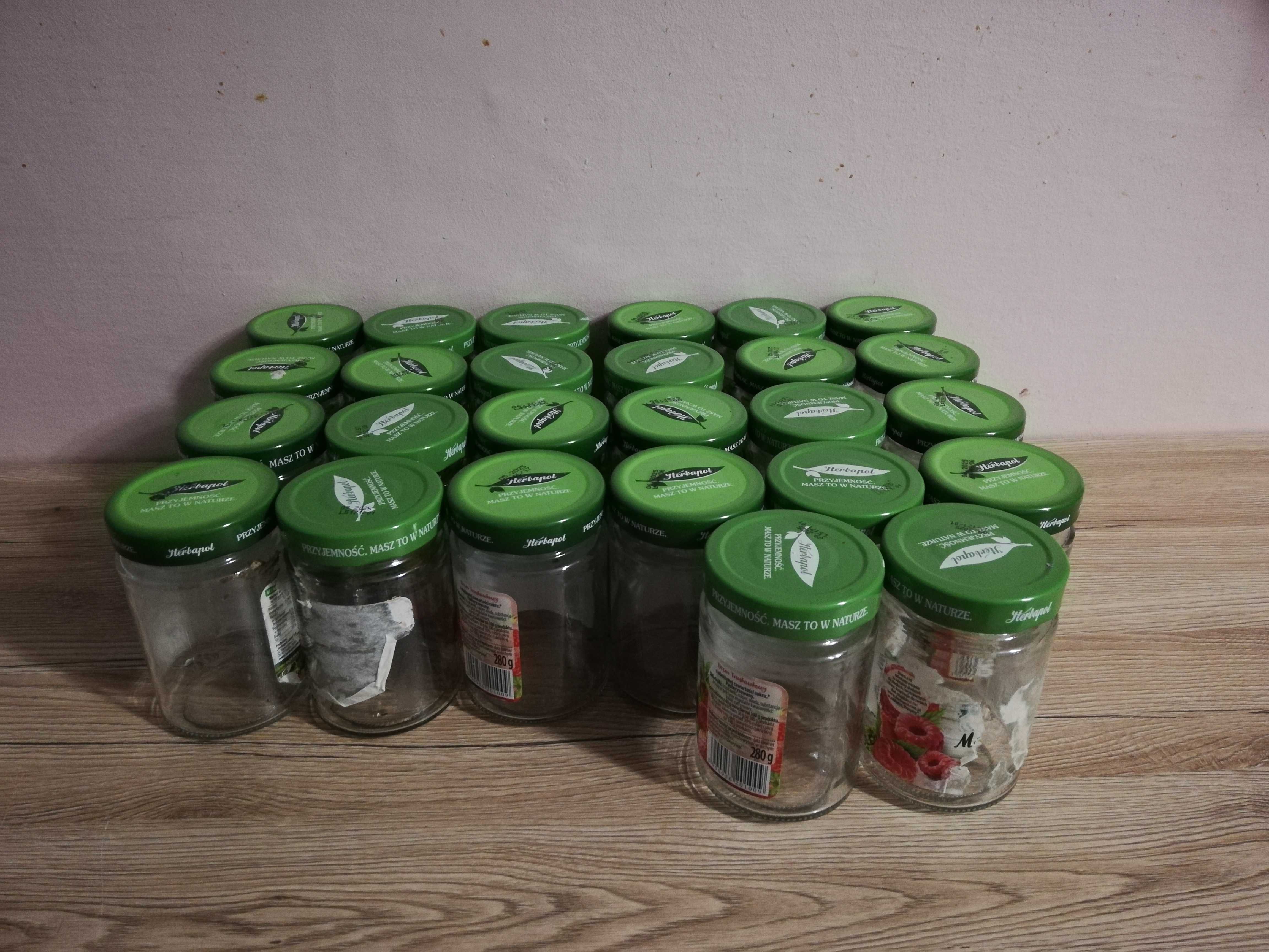 Słoiki 280 ml 26 sztuk z zakrętkami