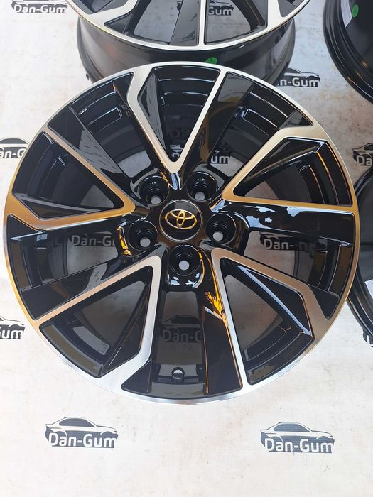 Felgi aluminiowe 5 x 114,3 R 17 Alufelgi oryginalne Carbonado Toyota