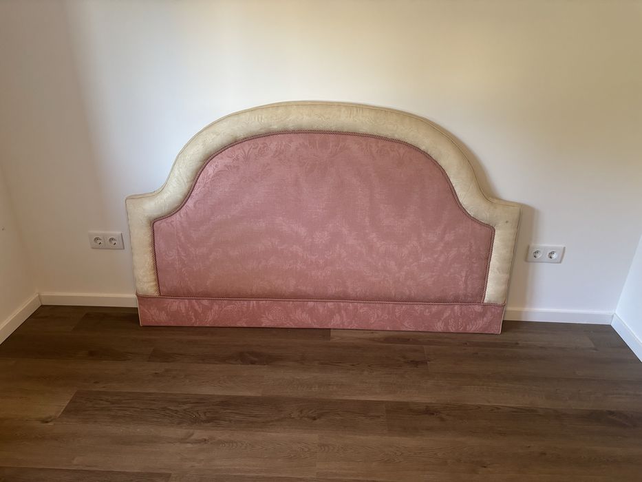 Camas (2)+Colchões (2)+Poltronas (4)