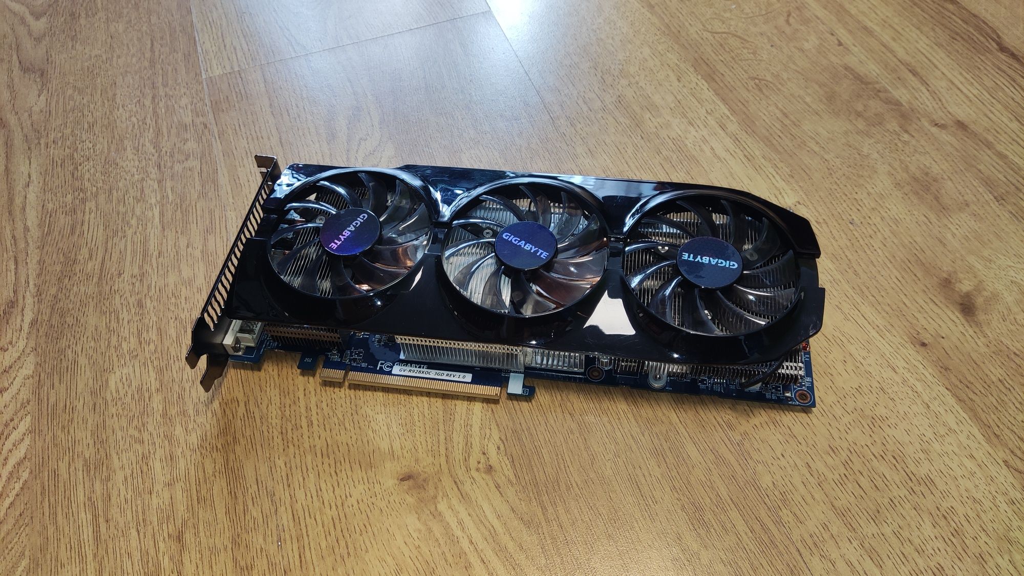 AMD Radeon R9 280X OC 3Gb