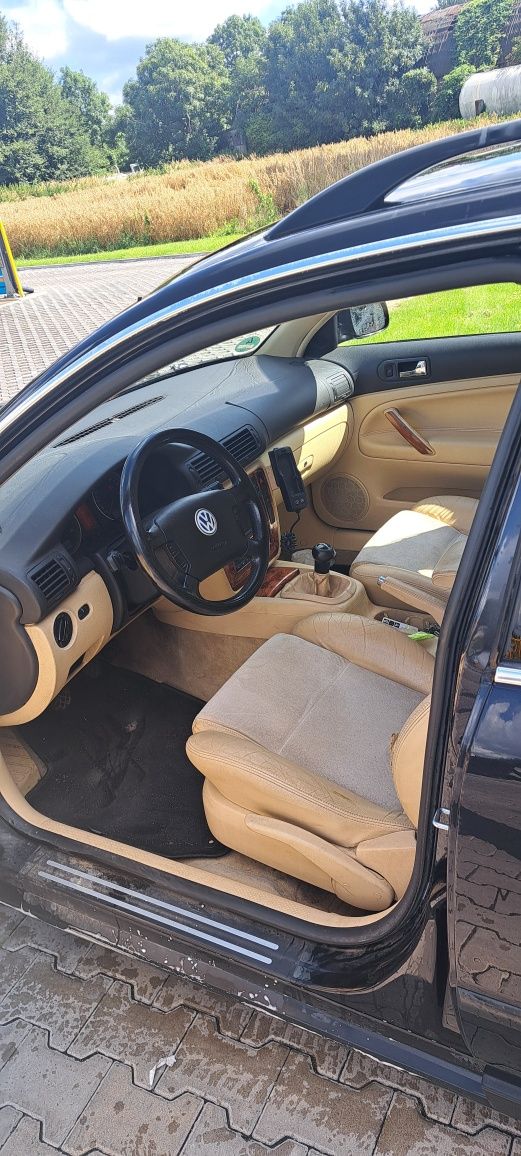 Volkswagen Passat 1.8 T tylko dzis cena 6100
