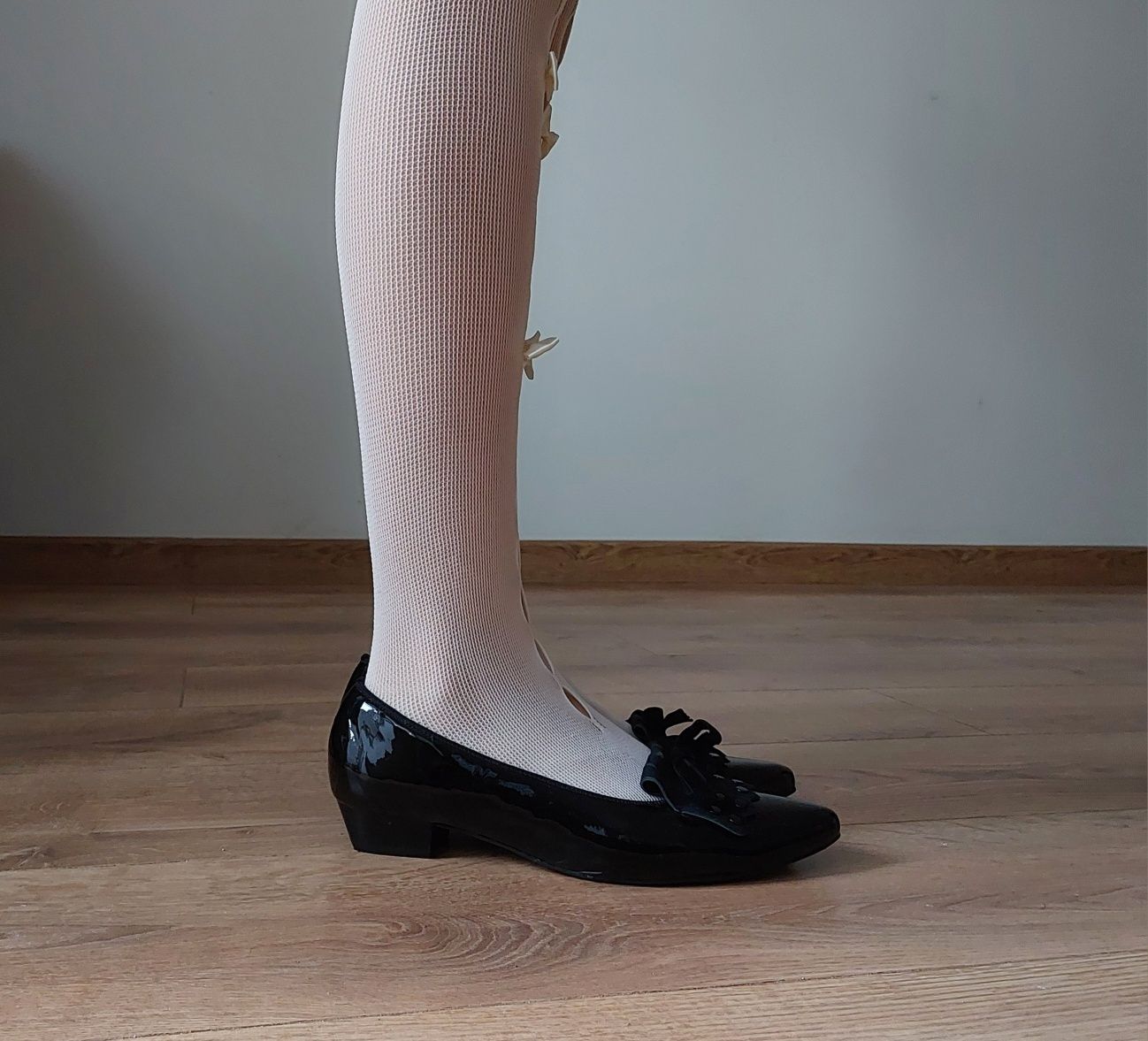Лаковані туфлі лофери Ara