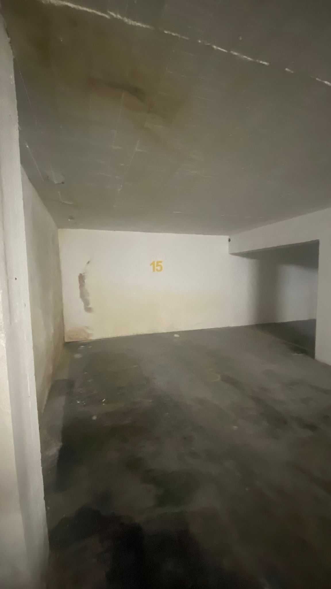 Ericeira - Aluguer de espaço em garagem