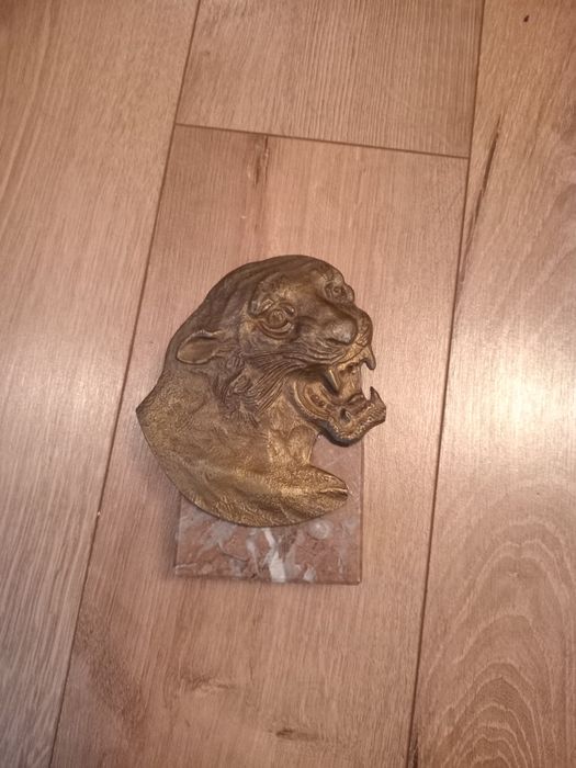 Продам бронзовую литьё