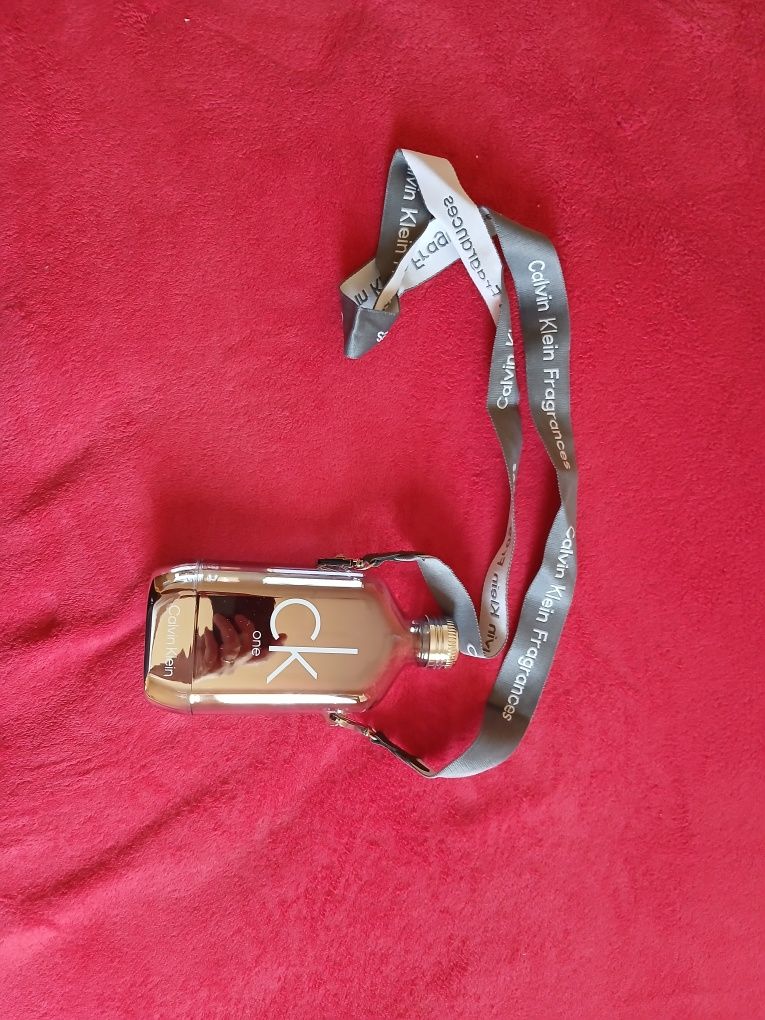Garrafa para água
