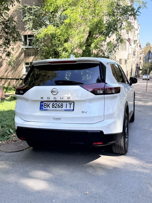 Nissan Rogue T33,2024 SV, майже нове авто
