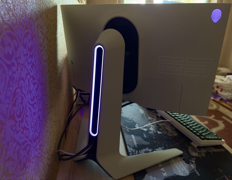 Игровой монитор Dell Alienware 240 герц