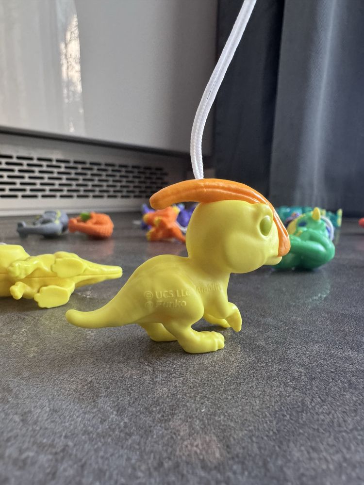 Dinozaur Parasaurus żółty VQ284 Jurassic World figurka zabawka Kinder