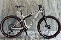 Велосипед Canyon Lux Trail CF 7 з Німеччини