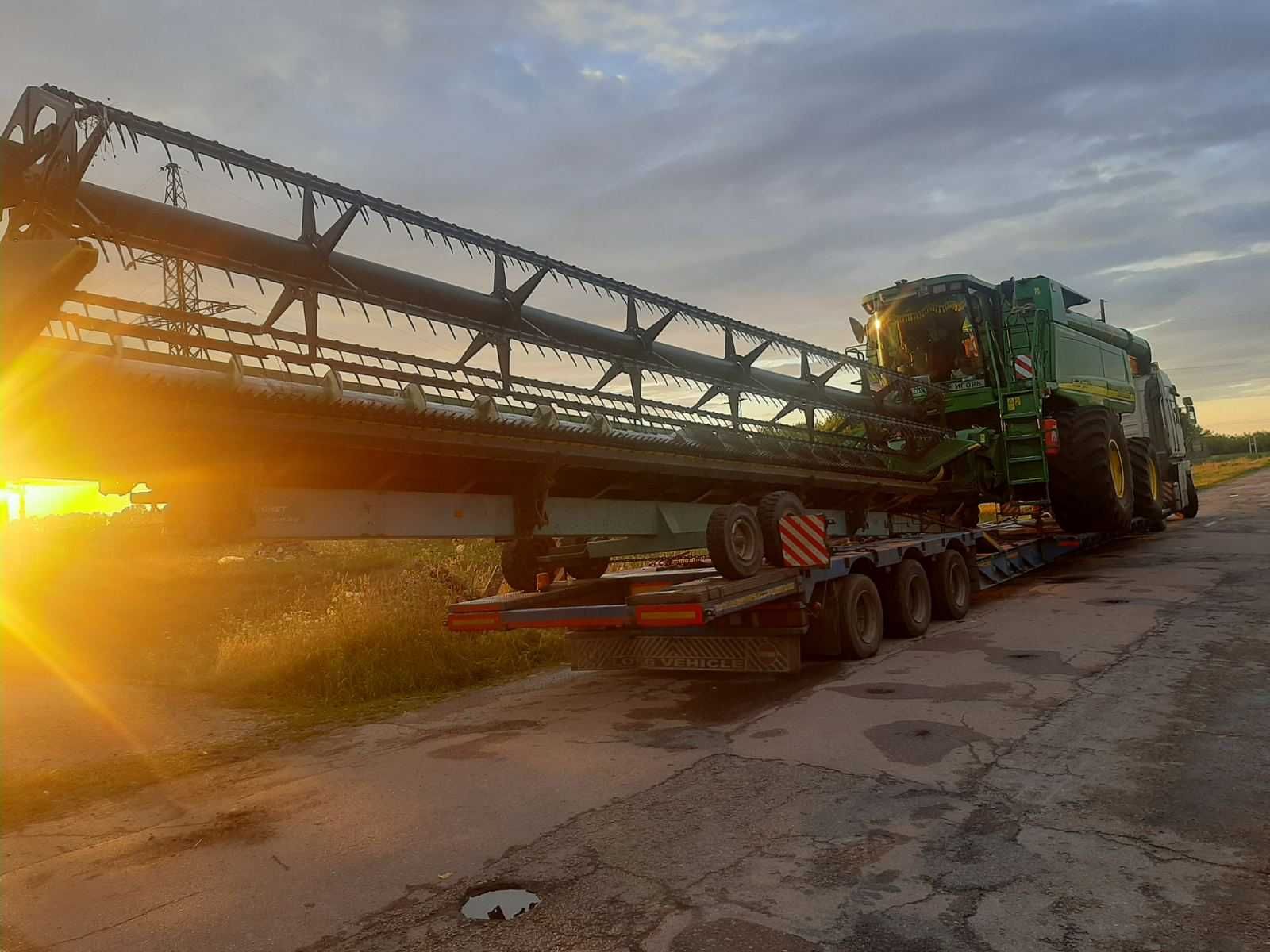 Негабаритні перевезення. Низькорамний трал. Автокран.Україна та Європа