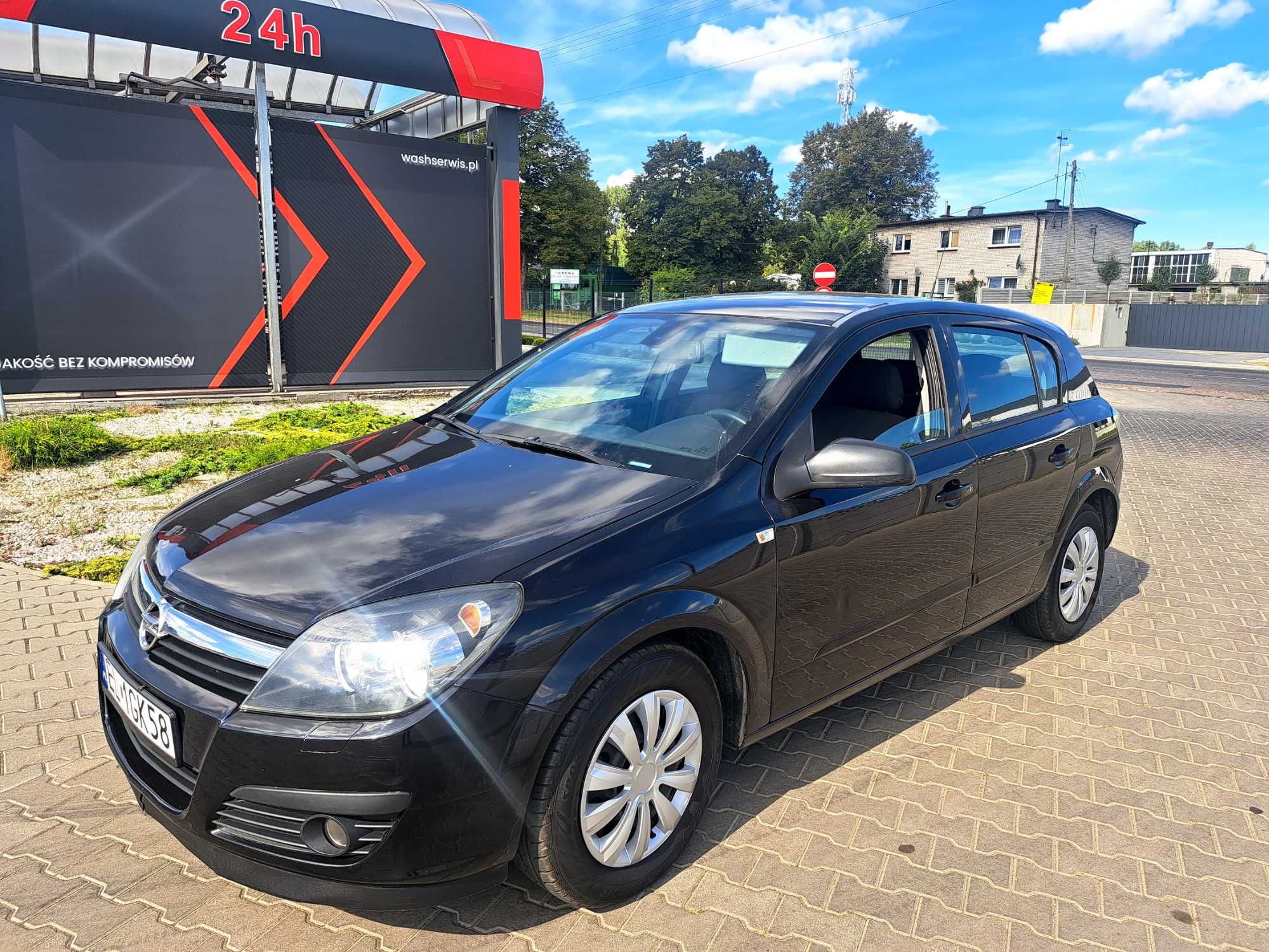 Opel astra h 2007 rok 1.6 105km zrobione sprzeglo klima doiwestowana