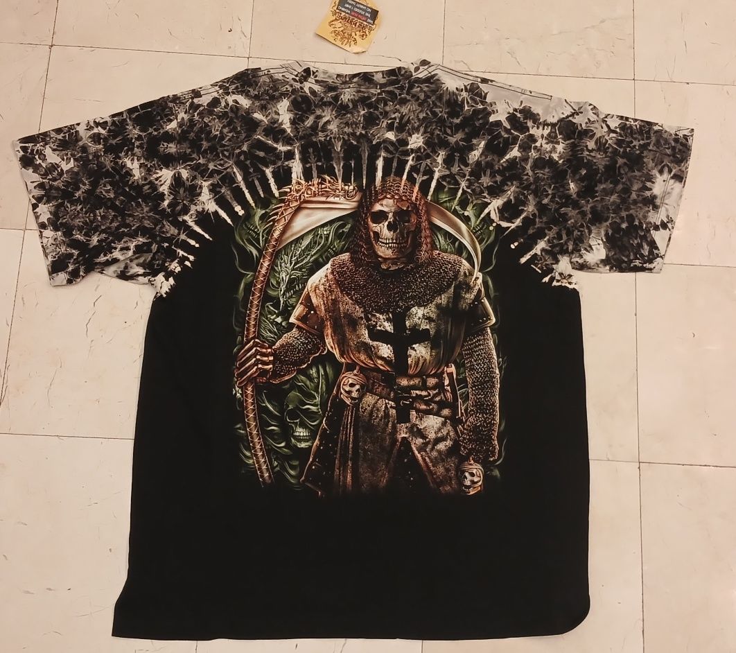 Футболка велика XXL, череп, скелет