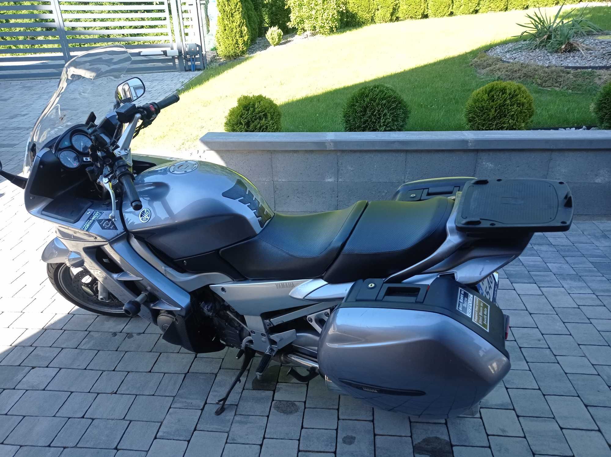 Yamaha FJR 1300 , 2004 rok