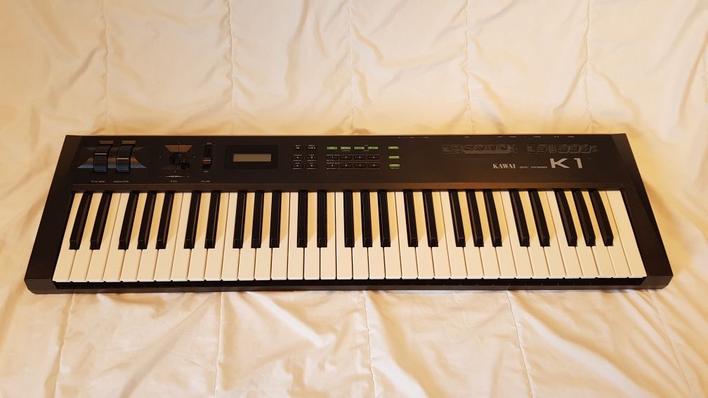 Syntezator kawai k1