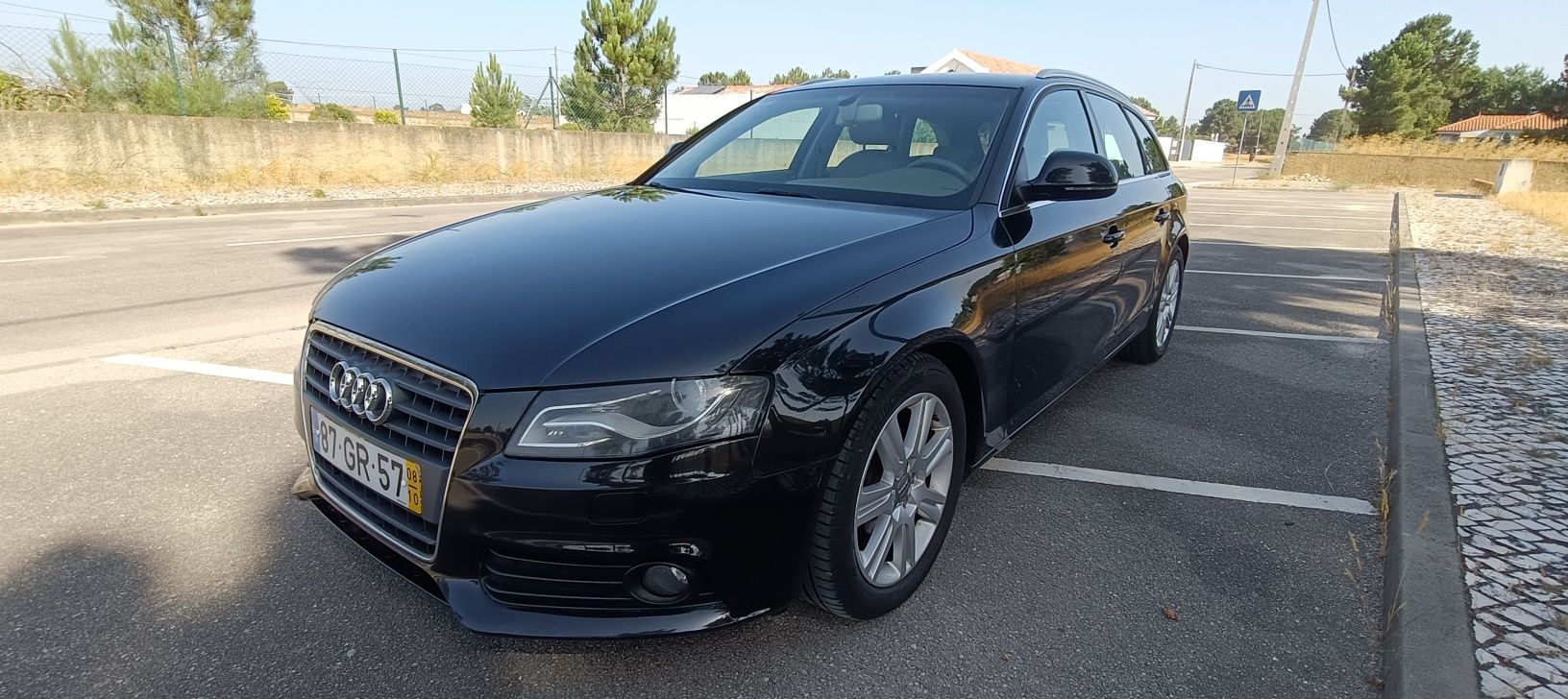 Carrinha Audi impecável