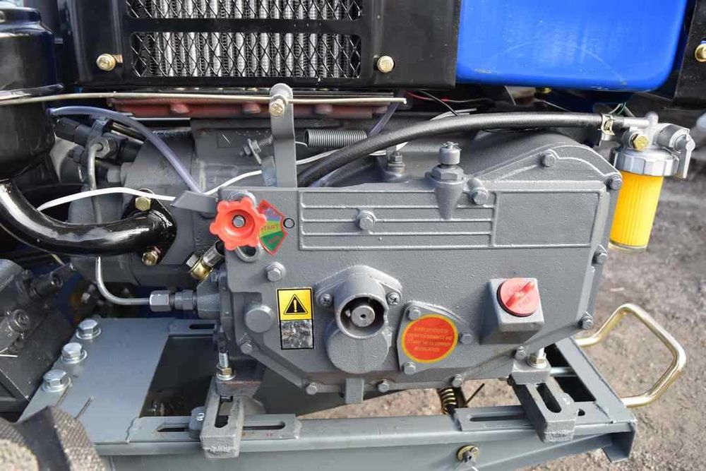 Мотоблок FORTE МД-81 LUX (8 к.с.) ручний старт! дизель!