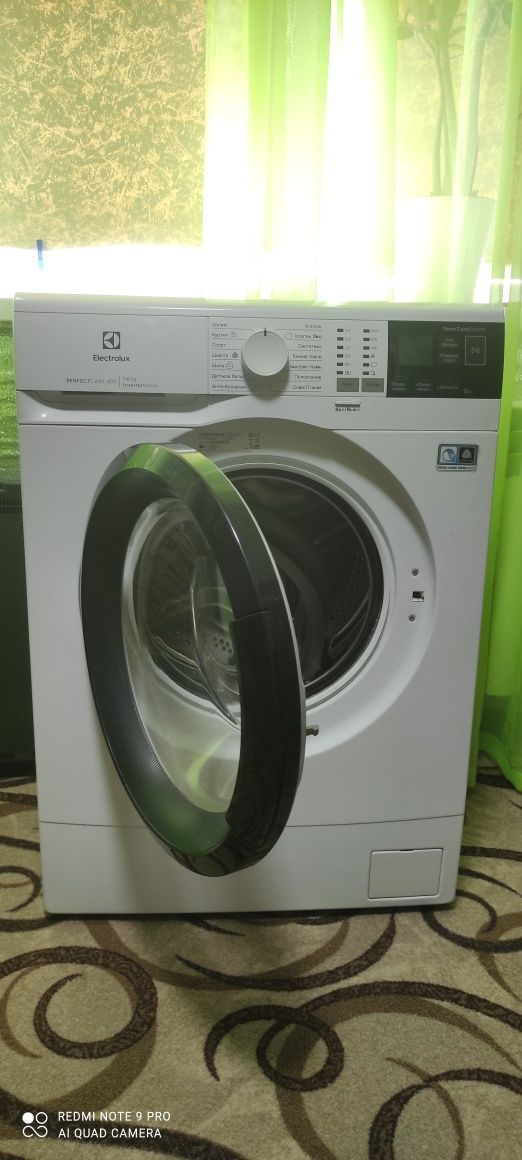 Продам стиральную машину Electrolux