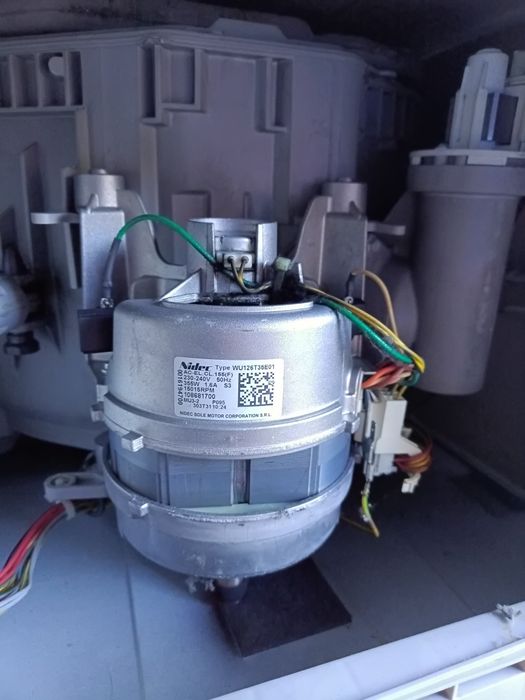 Części do Pralkek Electrolux EWT 11064