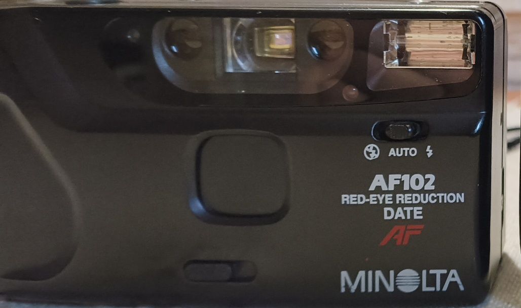Фотоапарат Minolta AF102