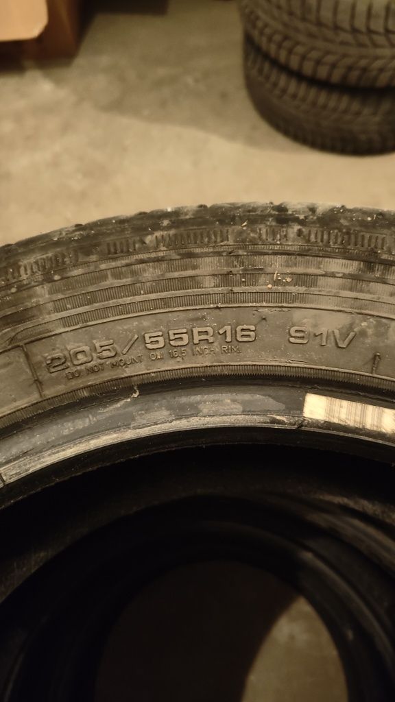 Goodyear eagle sport 205/55/16