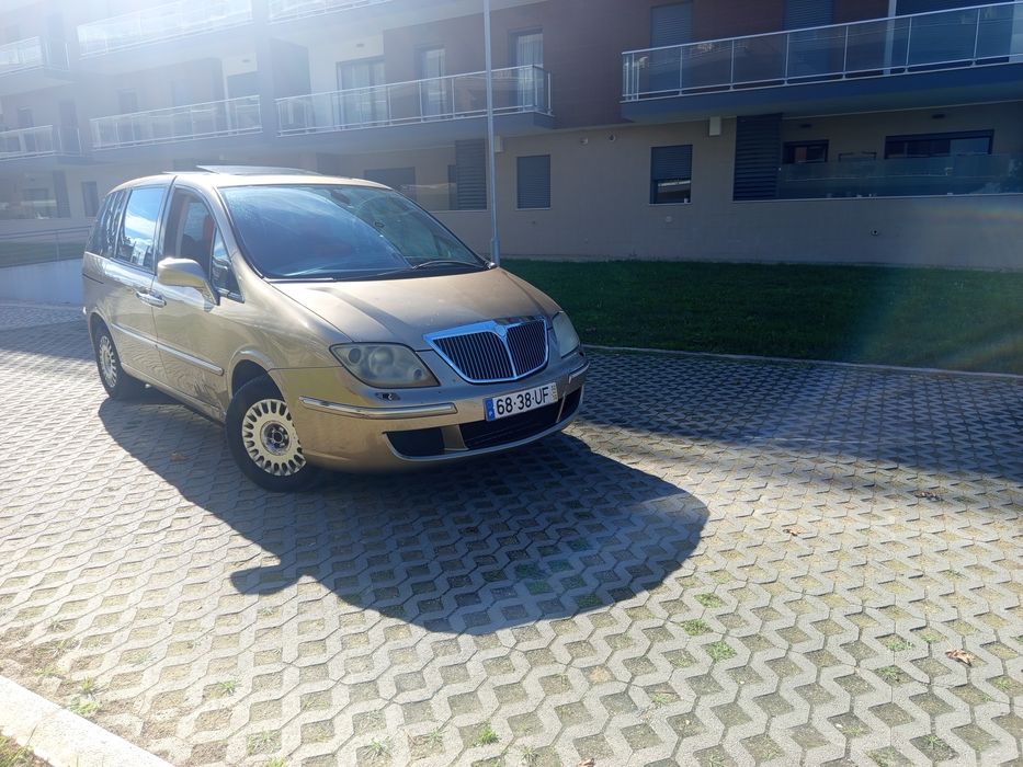 Lancia phedra 2.2 hdi 2002