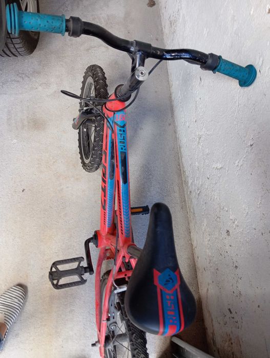 Vende se bicicleta criança spitz