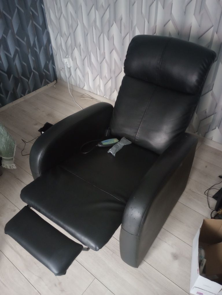 Fotel skórzany z masażem