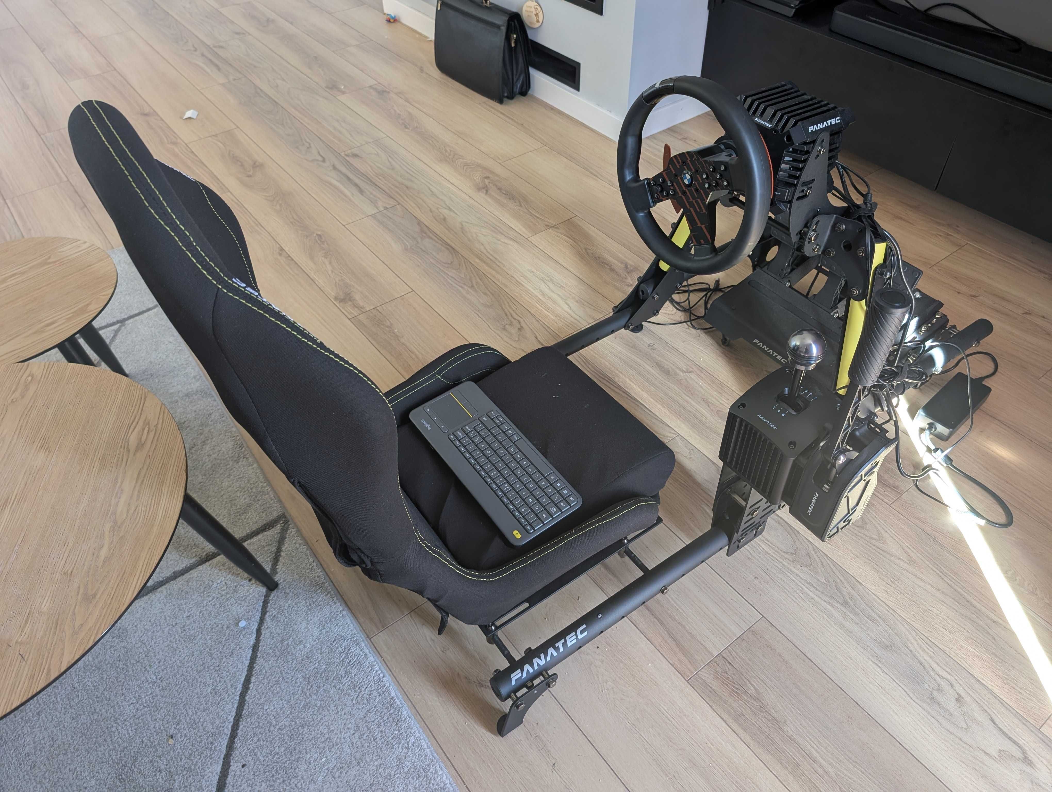 Zestaw Fanatec / Sim Racing / wyścigi / kierownica / gaming
