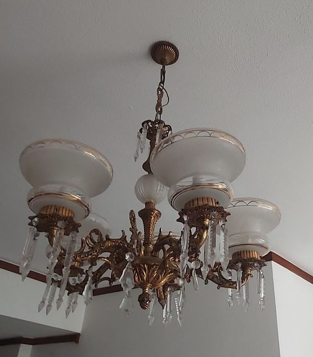 Candeeiro de bronze antigo