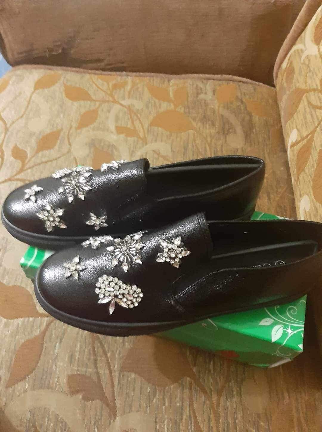 Макасини на широку ногу