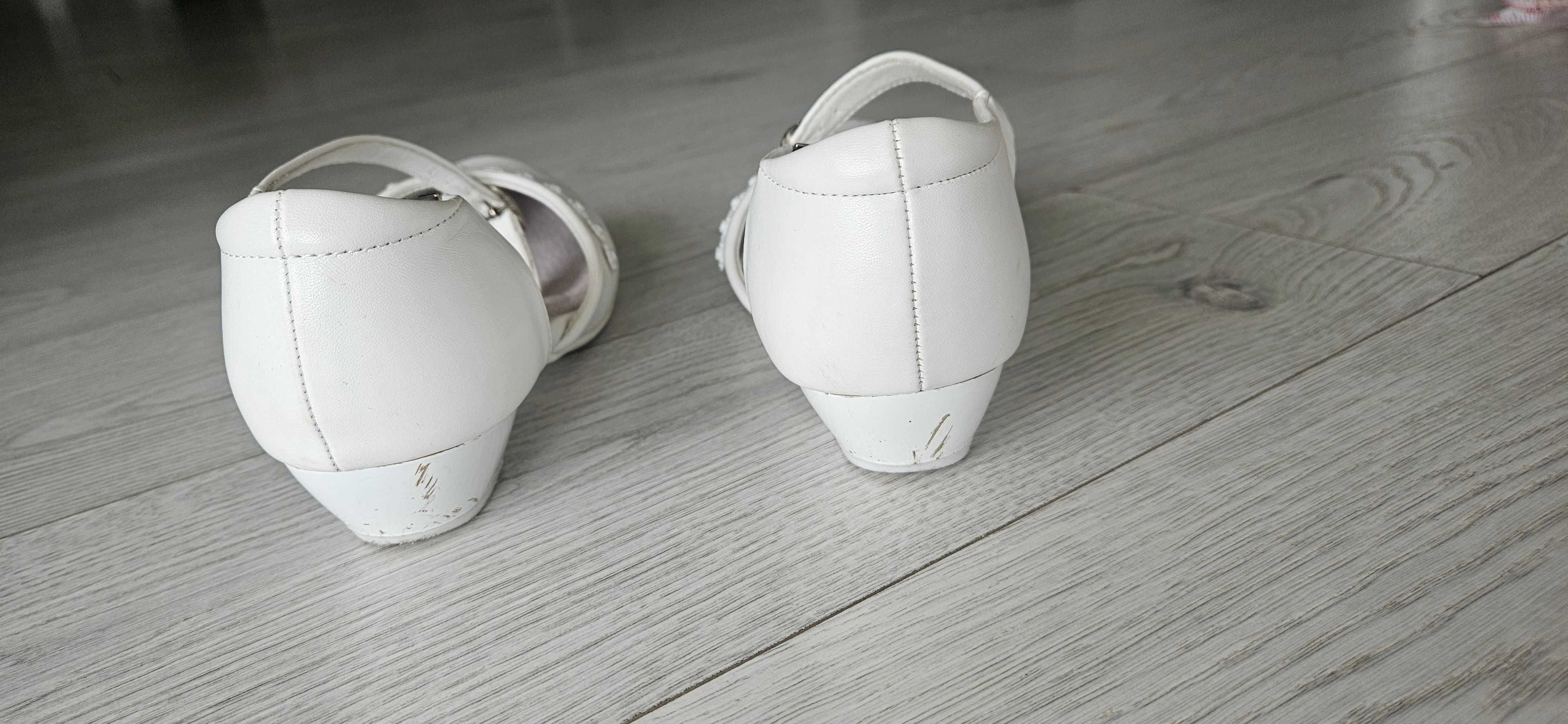 Buty komunijne dla dziewczynki rozm 34