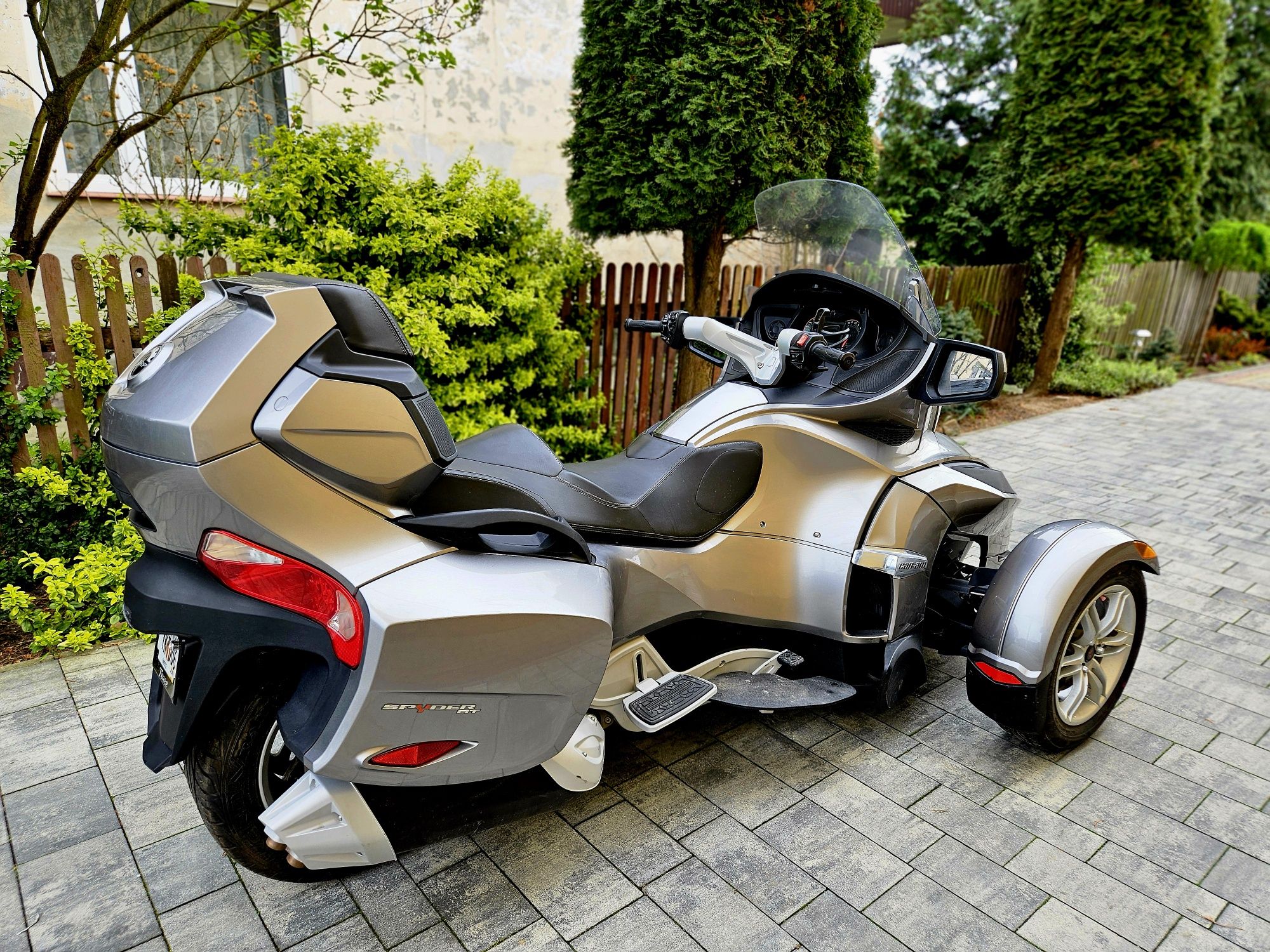 Can Am Spyder RT Jak Nowy Bezwypadkowy 3800 kilometrów  Kat B