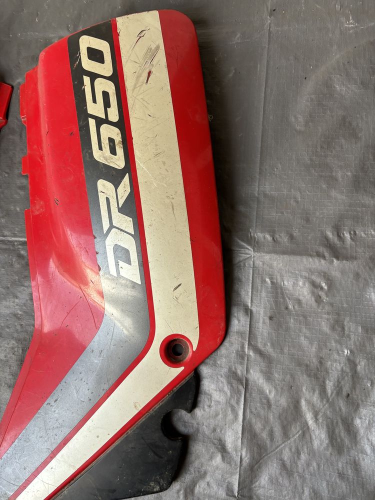 Plastik boczek osłona owiewka plastiki boczne SUZUKI DR650 600