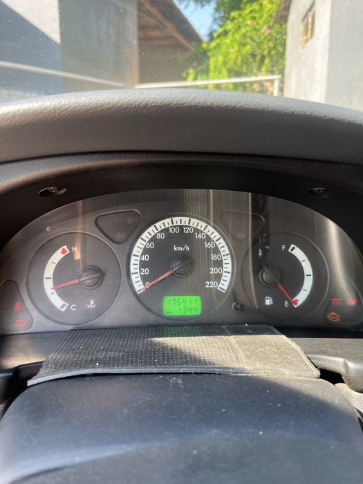 Део Сенс  2014 гарний стан