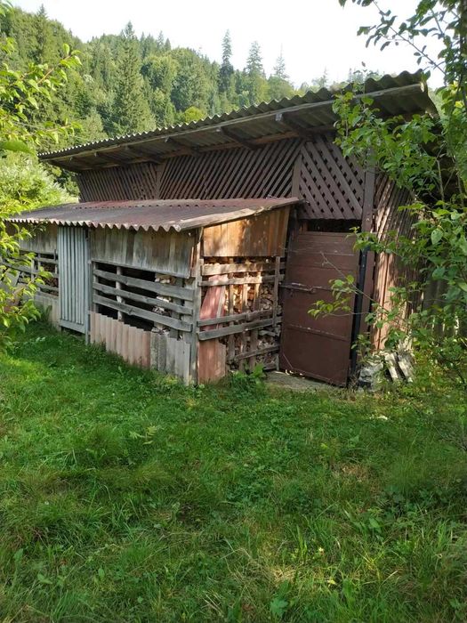Продається будинок,мебльований. За 15 км. до Славська,до м. Сколе 5 км